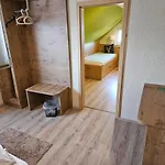 Zum Roten Hirsch Im Gruenen Wald Saalfeld Saale