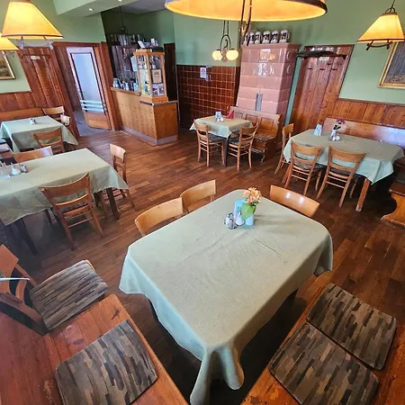 Zum Roten Hirsch Im Gruenen Wald 3* Saalfeld Saale