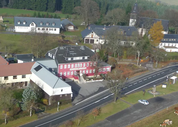 Hotel Zum Roten Hirsch Im Gruenen Wald 3*
