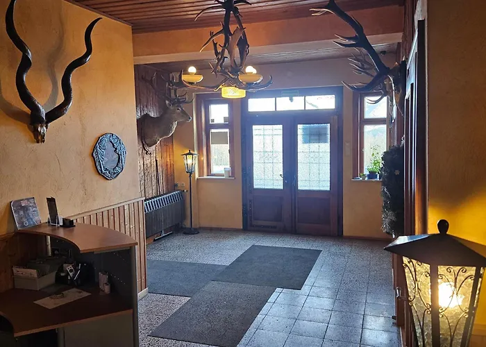 Zum Roten Hirsch Im Gruenen Wald 3*